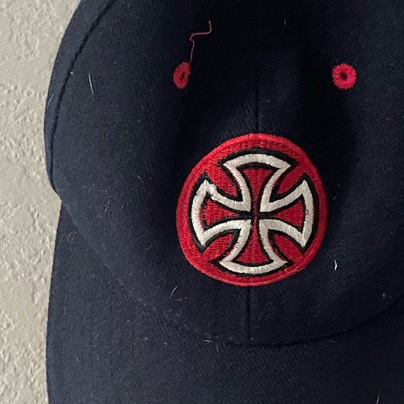Navy Blue Hat With Red Lining And Cross Logo - Picture 2 of 6